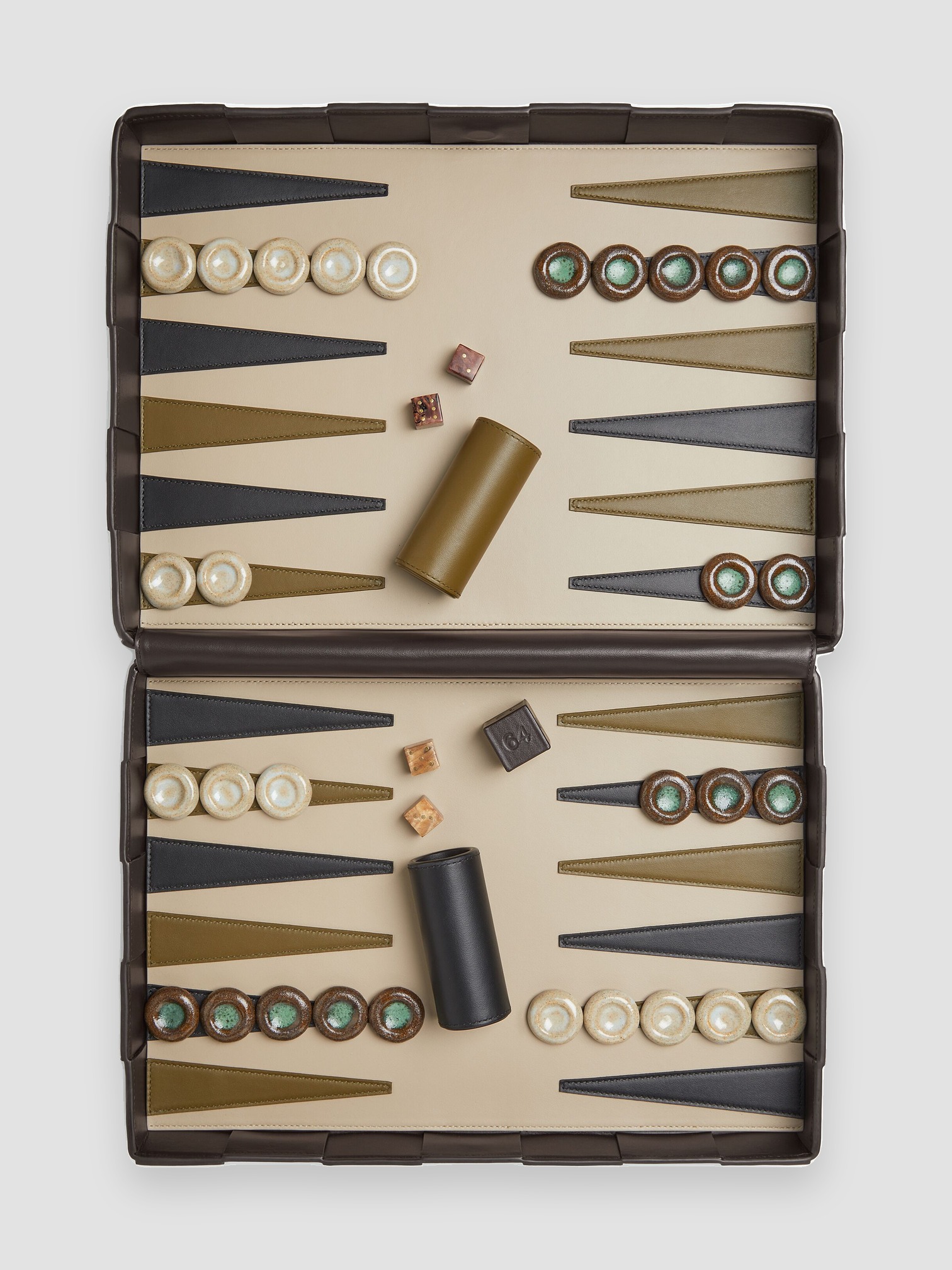 Bottega Veneta Backgammon Board Game in fondant.