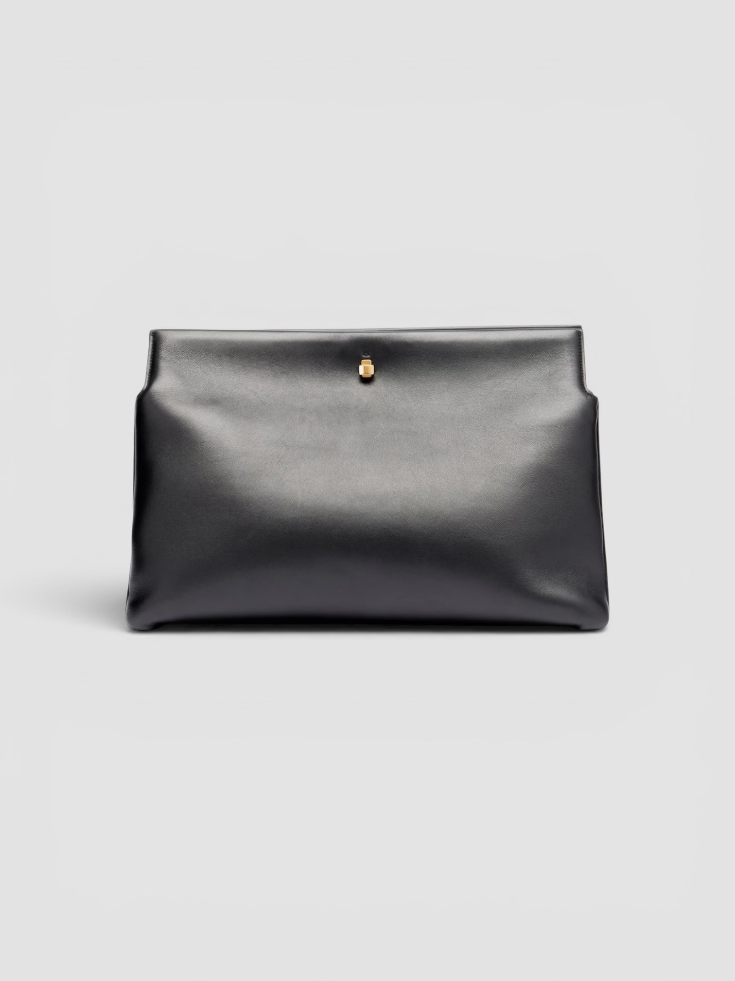 Phoebe Philo Triplex Leather Clutch in black, worn with FIL DE VIE Isadora Dress. Styled by Sharon Lombardo for FDV Concierge.
