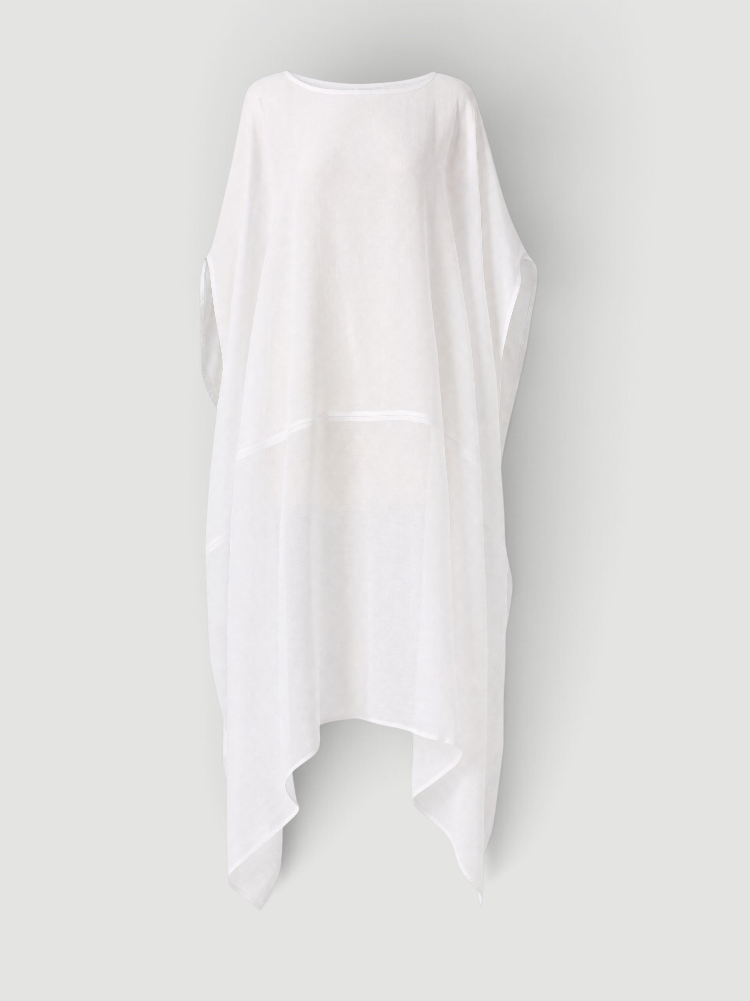 Chan Luu High Low Cotton Silk Caftan in cream. Styled by Sharon Lombardo for FDV Concierge.