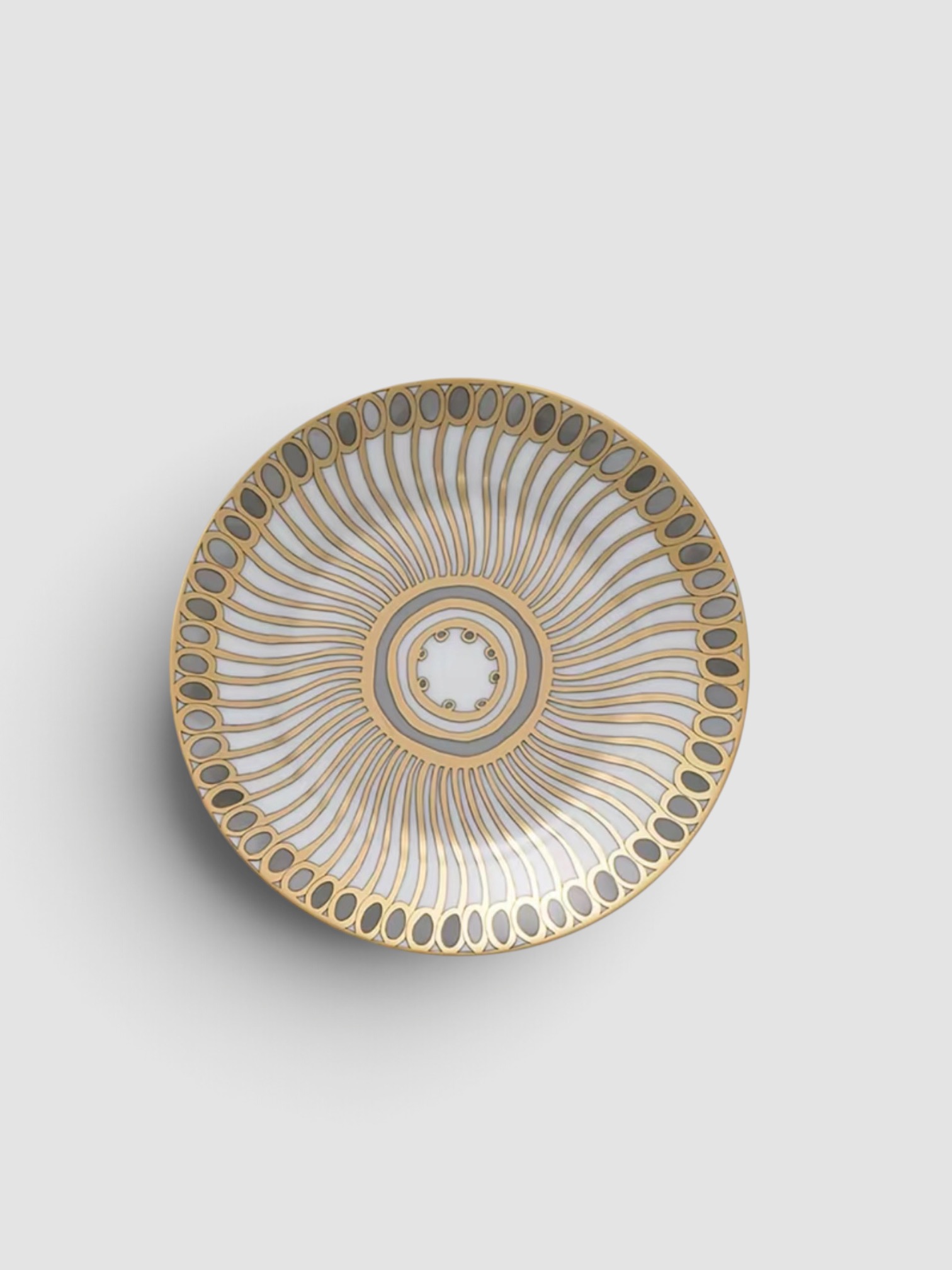 Haviland & Parlon Syracuse Taupe Bread & Butter Plate in taupe.