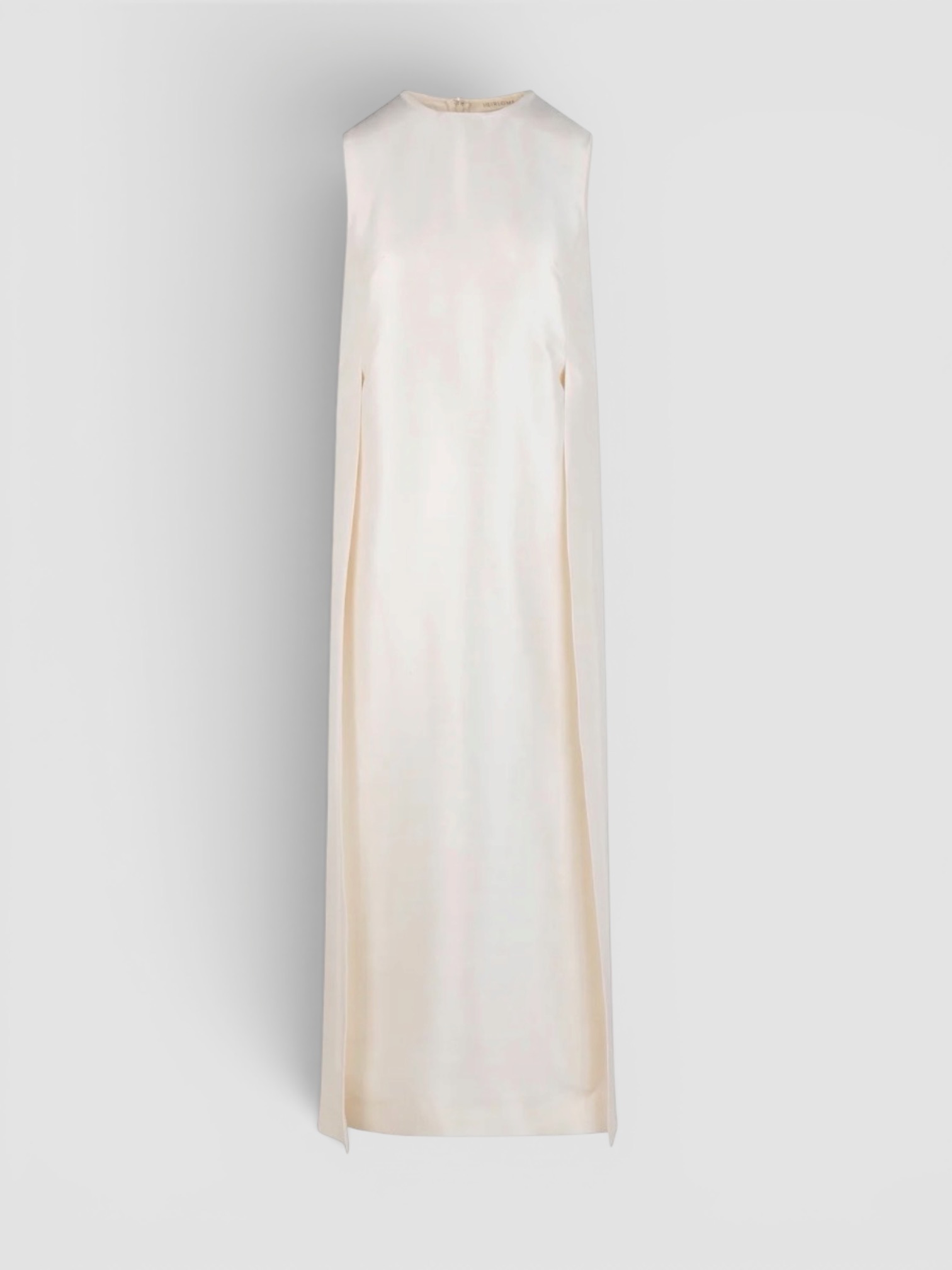 Heirlome Zoey Top in ivory. Styled by Sharon Lombardo for FDV Concierge.