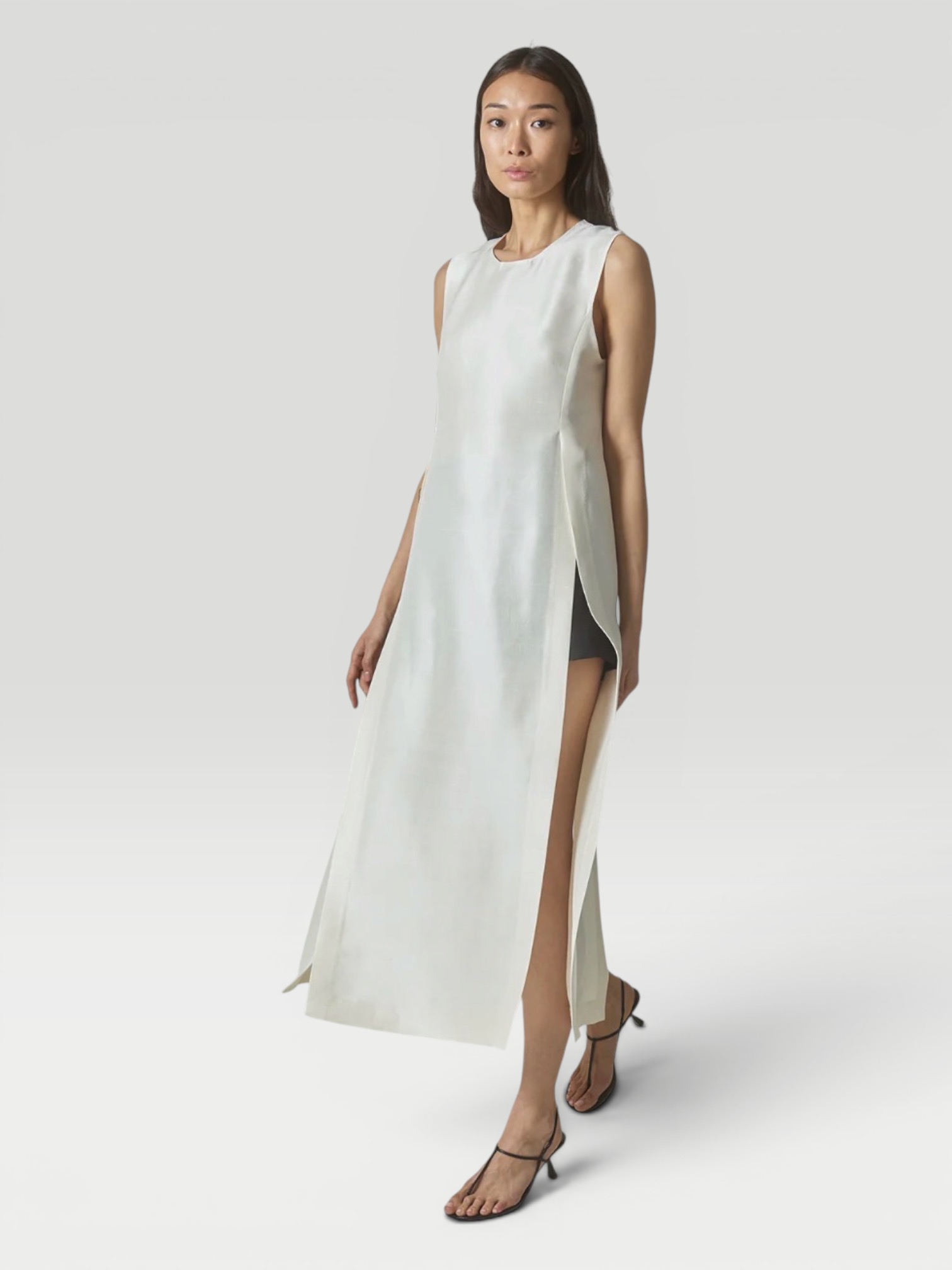 Heirlome Zoey Top in ivory. Styled by Sharon Lombardo for FDV Concierge.