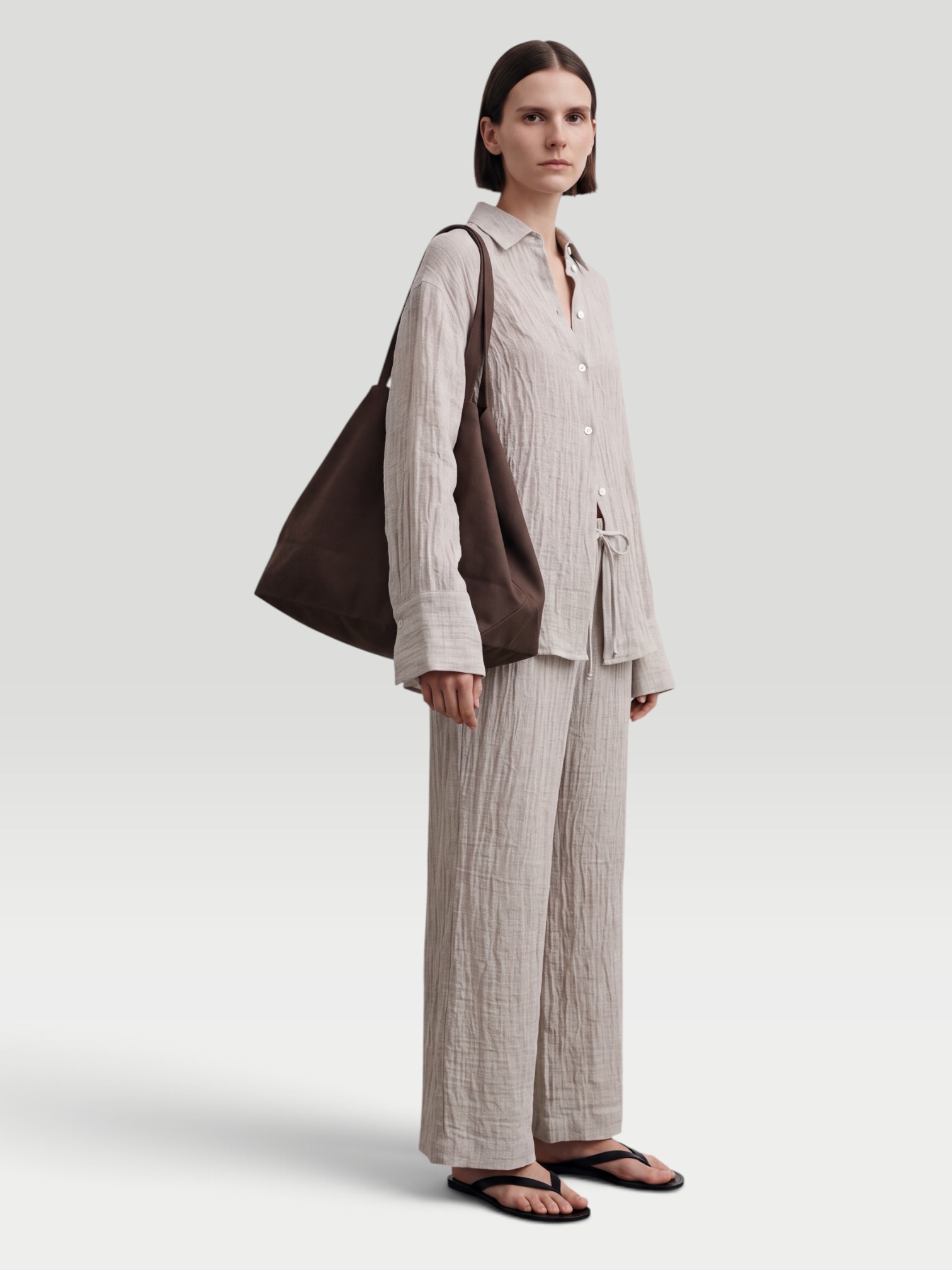 Kallmeyer Mollie Button Down in Linen Gauze in grey. Styled by Sharon Lombardo for FDV Concierge.