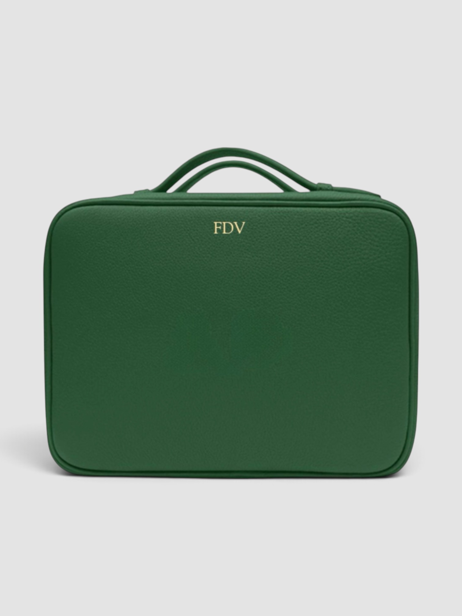 Leatherology Daily Hanging Travel Case in green.