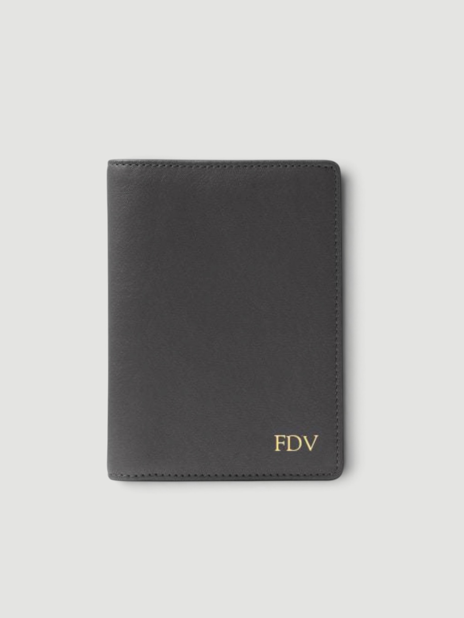 Leatherology Deluxe Passport Cover in black.