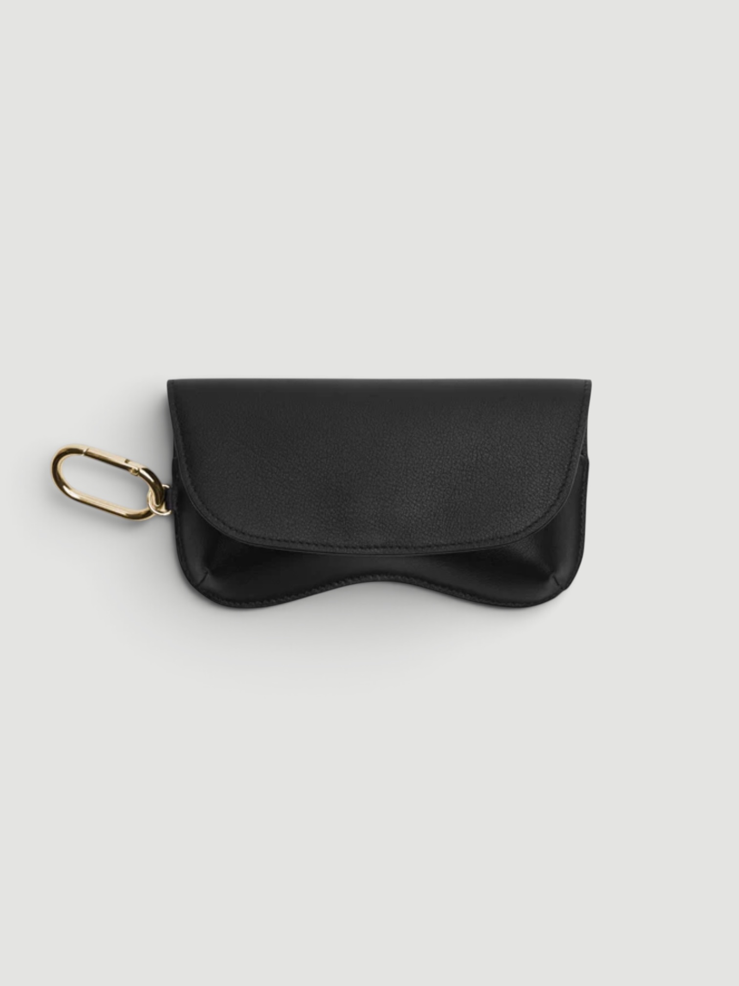 Leatherology Portable Sunglass Case in black.