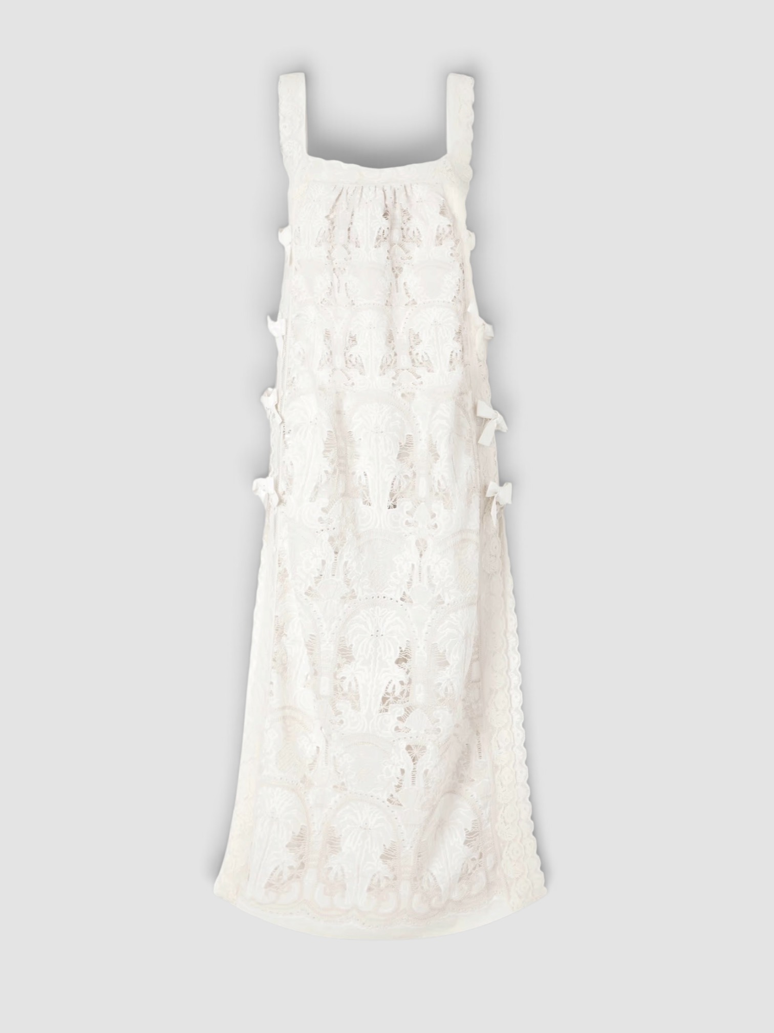 Loretta Caponi Fiocchini Maxi Dress in white. Styled by Sharon Lombardo for FDV Concierge.