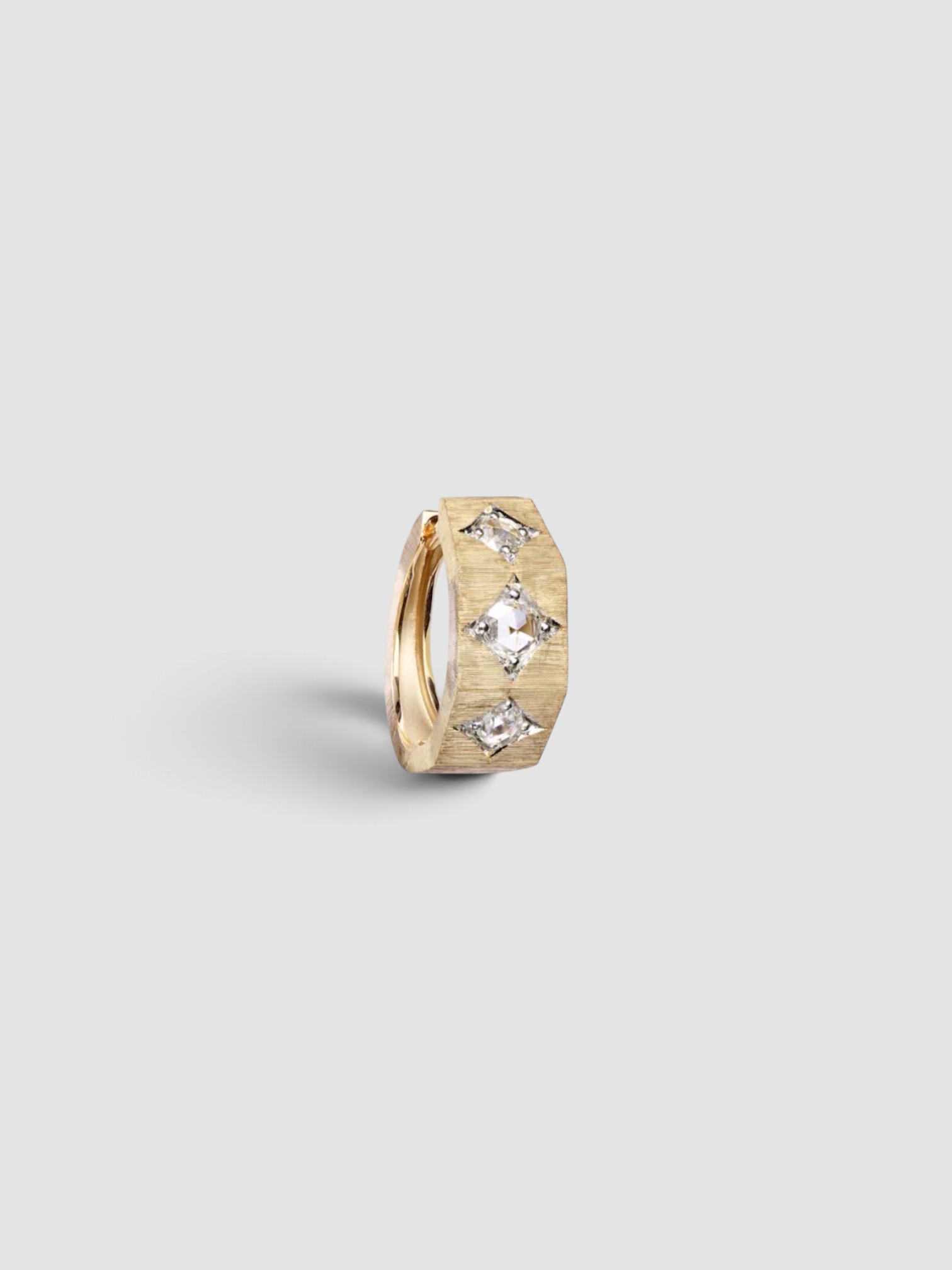 Marie Lichtenberg Ecrou Single Hoop Earring in gold.