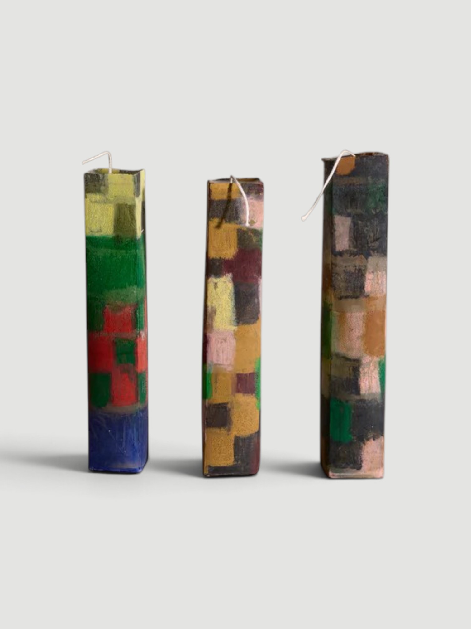 Quarters Large Stack Tower Candle in cc4.