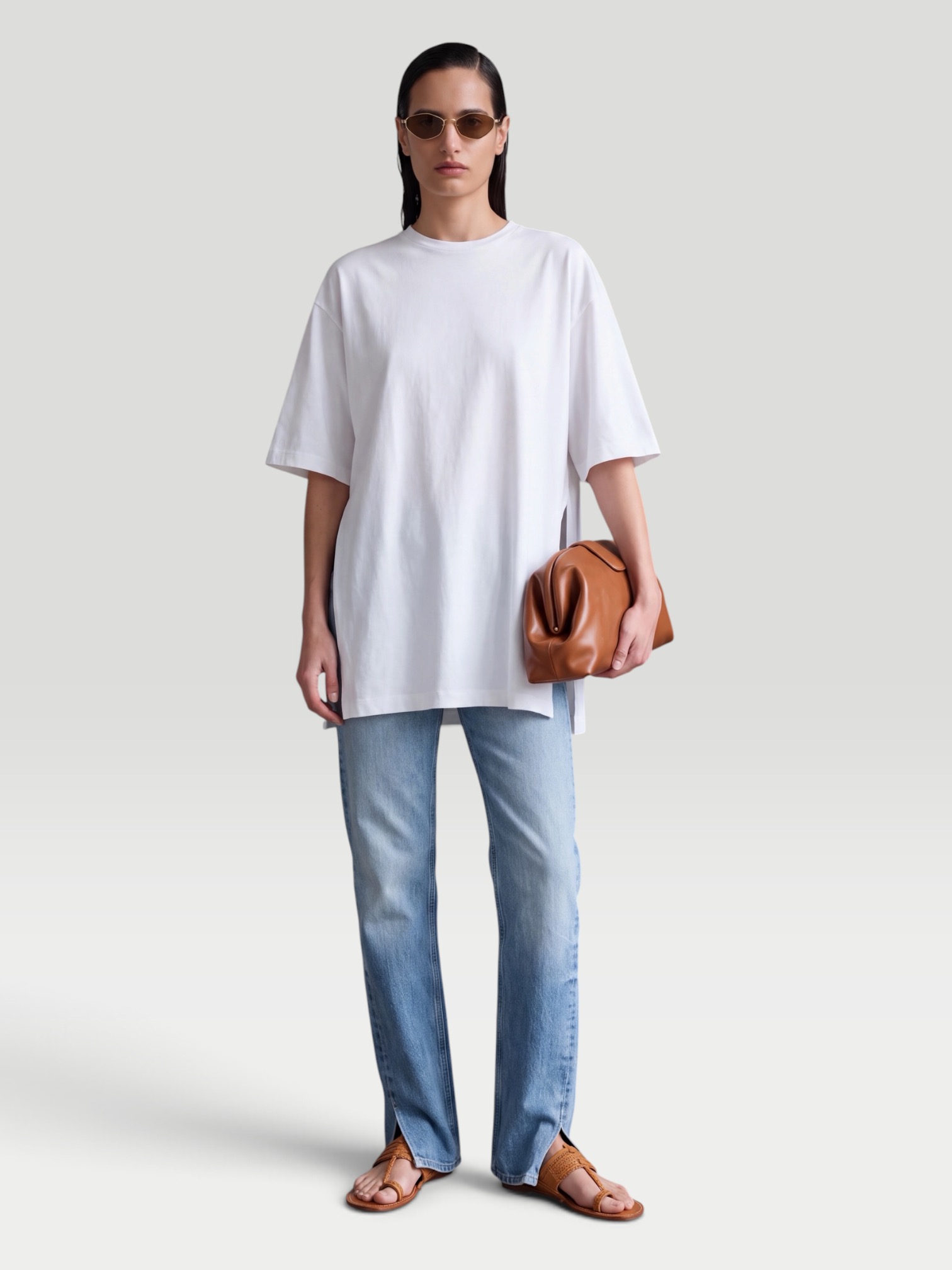 RÙADH The Jones T-Shirt in white. Styled by Sharon Lombardo for FDV Concierge.