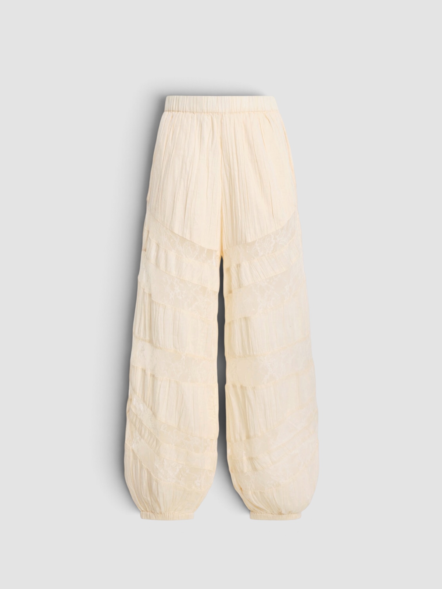 Sea Margaret Cotton Balloon Pants in ivory. Styled by Sharon Lombardo for FDV Concierge.