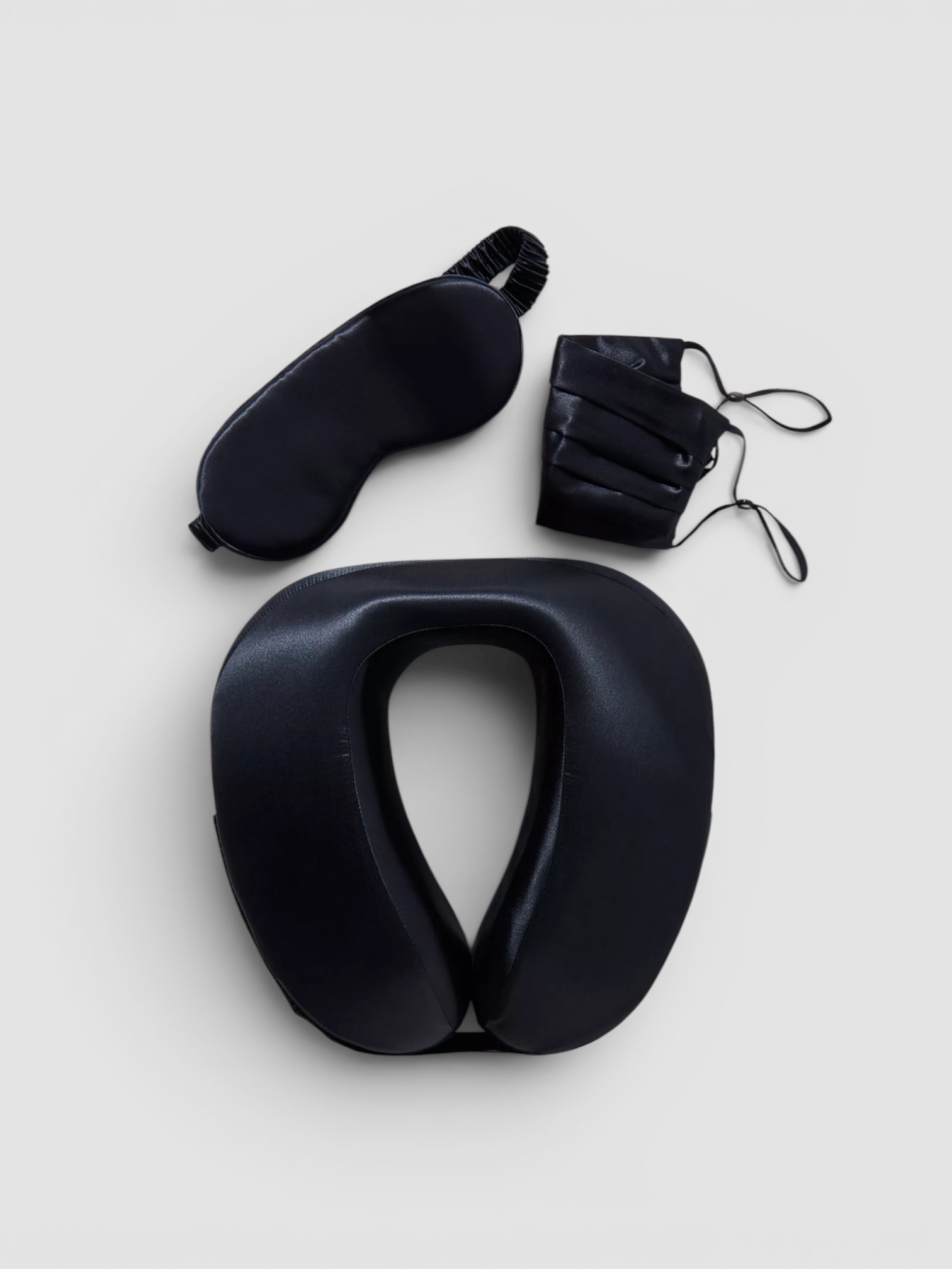 Slip Silk Frequent Flyer Travel Set in black.