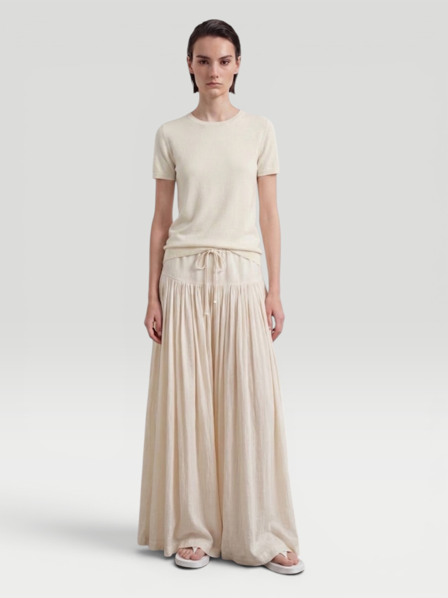 The Row Berenice Cotton Cheesecloth Pants in cream. Styled by Sharon Lombardo for FDV Concierge.