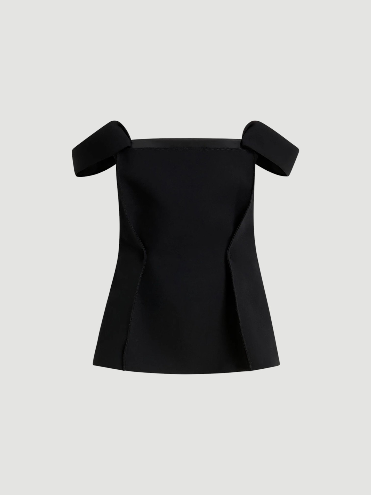 Khaite Yasmina Top in black. Styled by Sharon Lombardo for FDV Concierge.